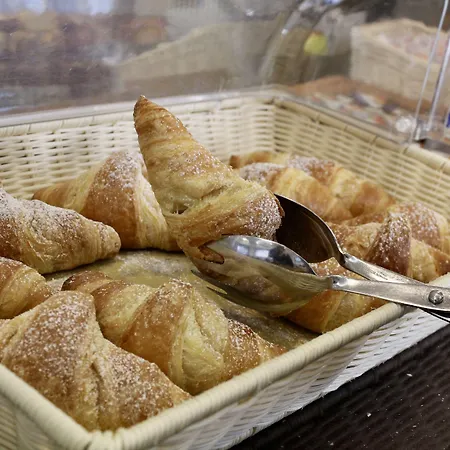 מלון Adigrat ריצ'יונה