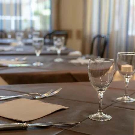 Hotel Adigrat Con Ristorante Riccione